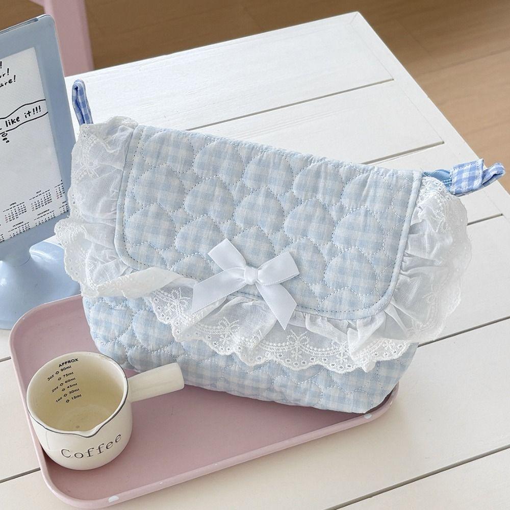 Soft Polyester Lining Women's Crossbody Bag Sweet Style Internal Compartment Heart Bag Fresh Pattern Lace Bag Outdoor Use