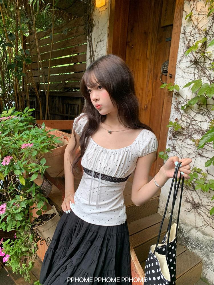 Korean polka dot lace splicing square neck short-sleeved T-shirt women's summer slim and thin sweet and spicy versatile bubble sleeve top