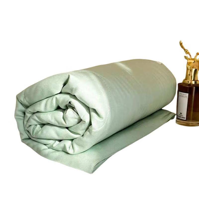 Multi-functional Portable Summer Quilt