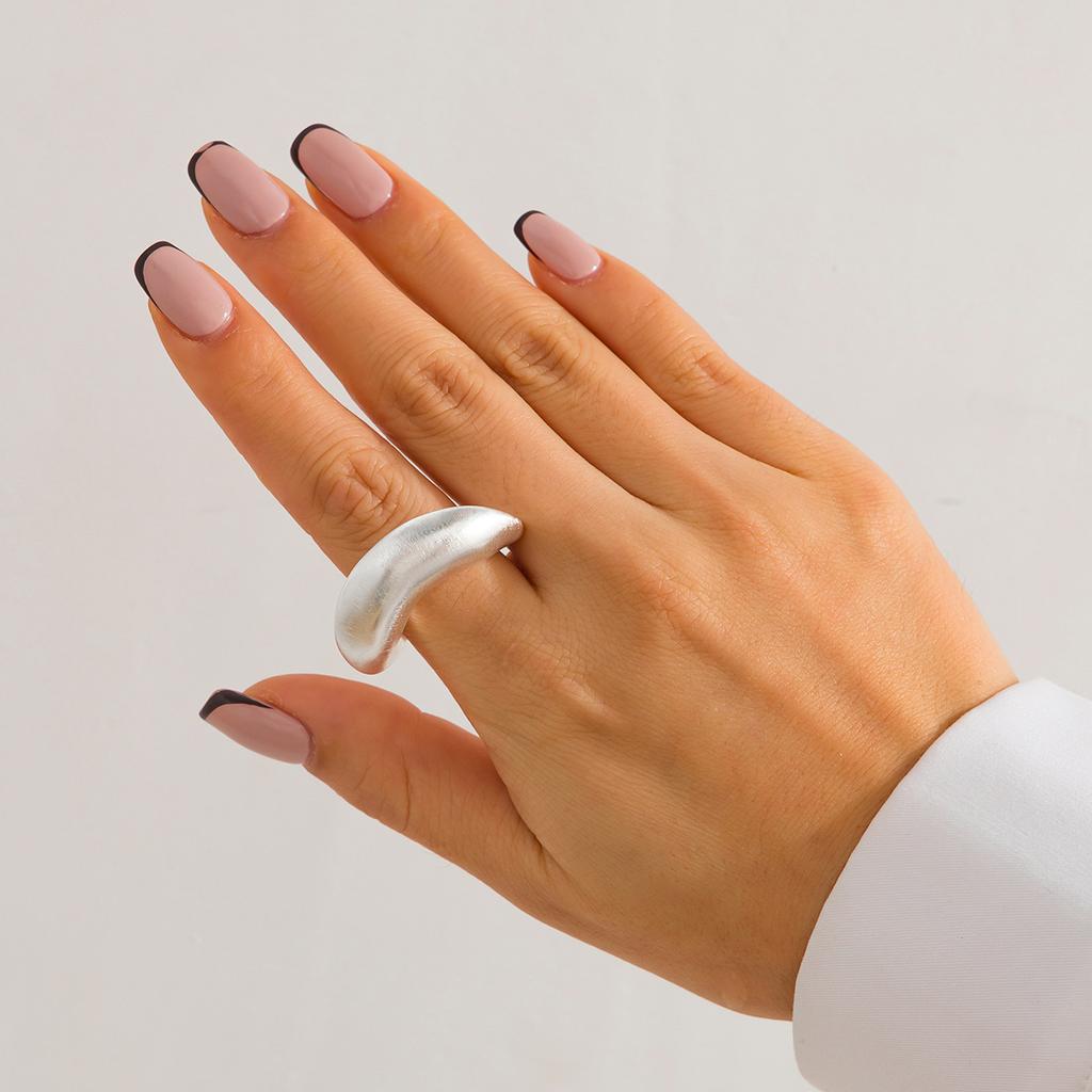 Jewelry ins wind exaggerated curved curved ring, simple brushed niche open ring jewelry