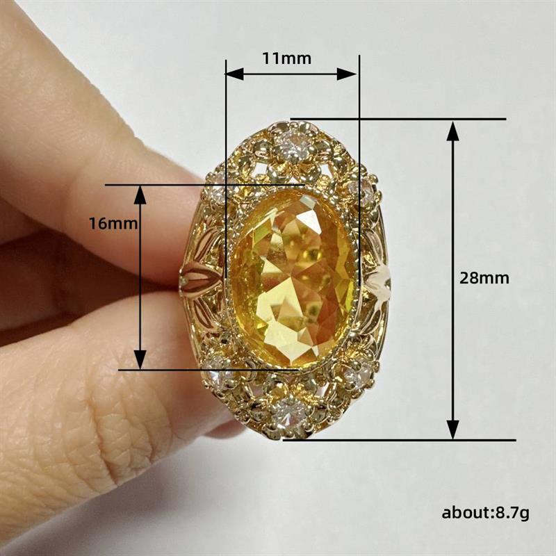 Huitan Luxury Women Gold Color Ring Leaf Fresh Style Fashion Wedding Engagement Elegant Accessories Lady Jewelry Inlaid Shiny CZ