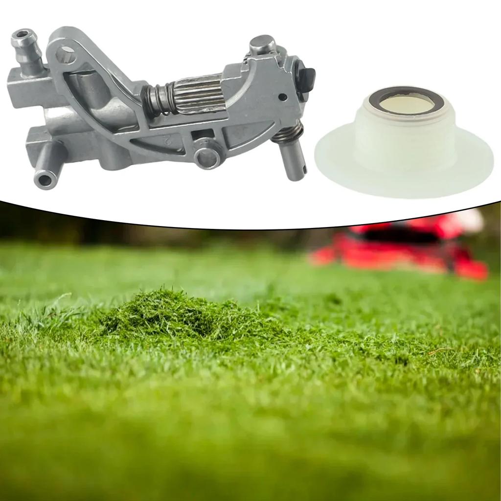Chainsaw Oil Pump With Worm Replacement Drive Gear Fits For Chain Saw 5200 4500 5800 52cc 45cc 58cc Gasoline Chainsaw Spare Part