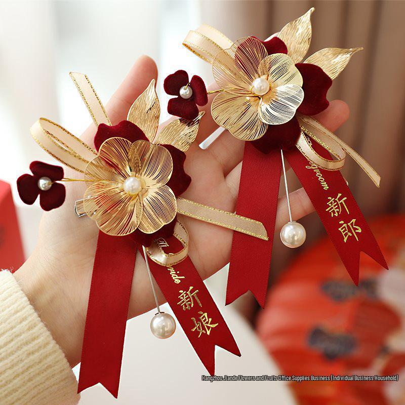 Complete Wedding Corsage Set for Groom, Bride, and Parents: Boutonniere and Brooch Collection for a Perfect Ceremony