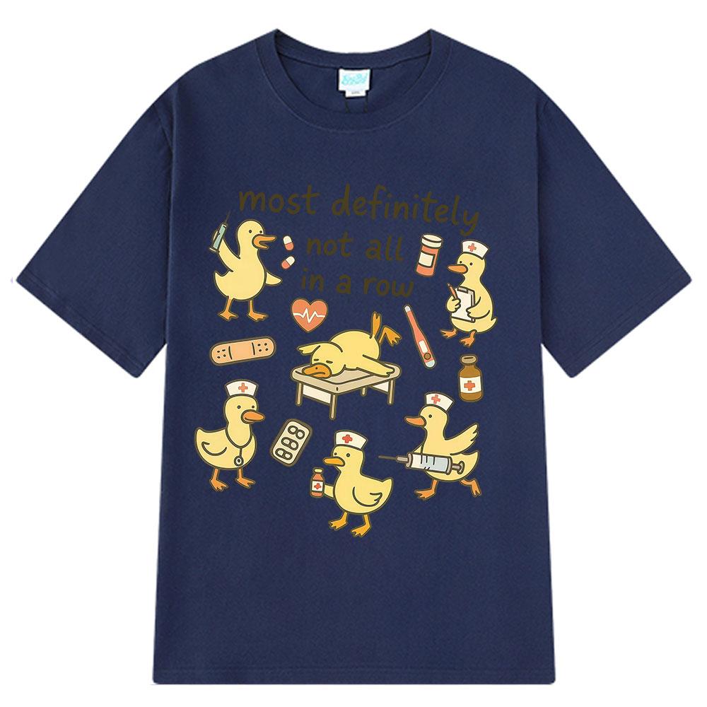 2025 Summer Funny Nurse Ducks in A Row Print TShirt Men Women Shortsleeved Highquality Vintage Cotton Printed Tshirts Y2k