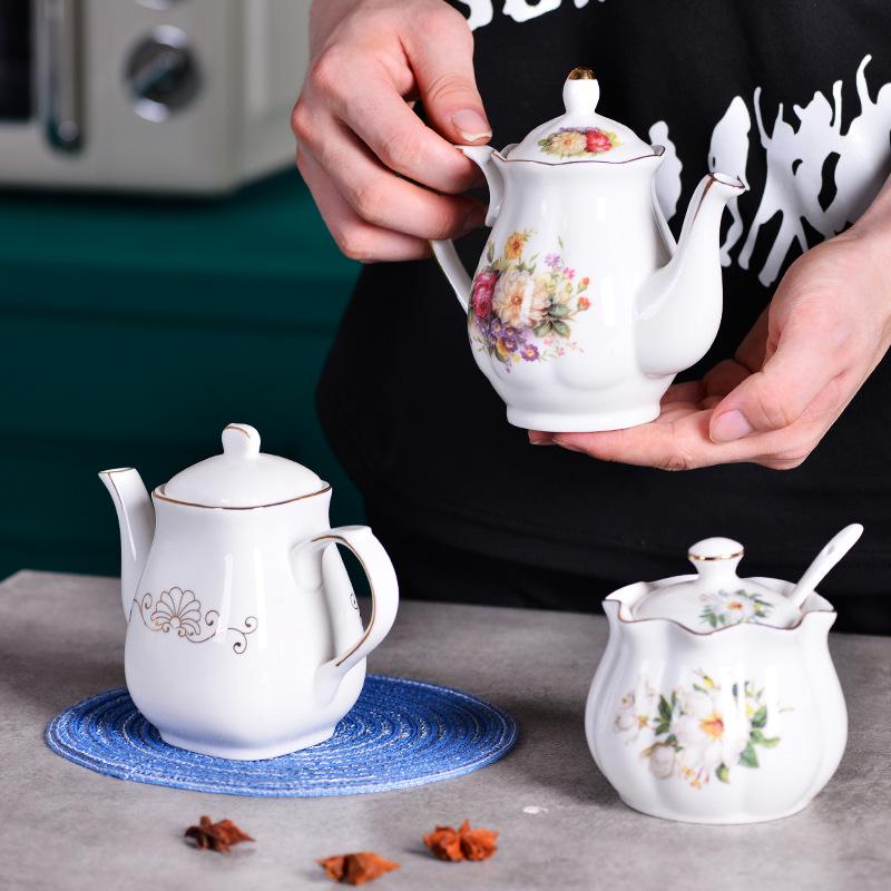 Gold-Trimmed Ceramic Spice Jar Set: Salt, Sugar, Oil & Vinegar