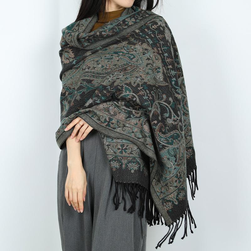 Autumn and Winter Jacquard Cashew Fringed Scarf Women Wear a Large Shawl Outside To Travel Warm Decoration Dual-purpose