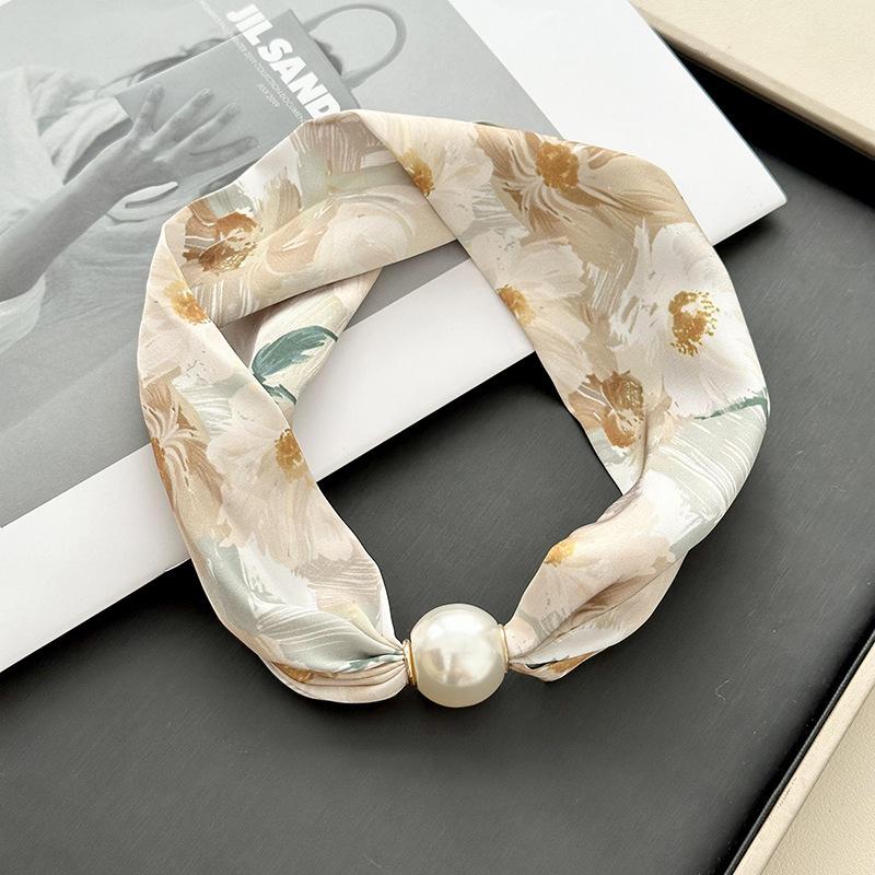 Pearl magnetic buckle small silk scarf women's lazy neck protection spring new versatile high-sense magnetic buckle necklace scarf