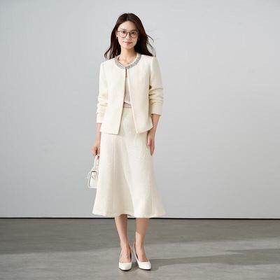 Troloman Women's 'Small Fragrance Style' Blazer & Skirt Set