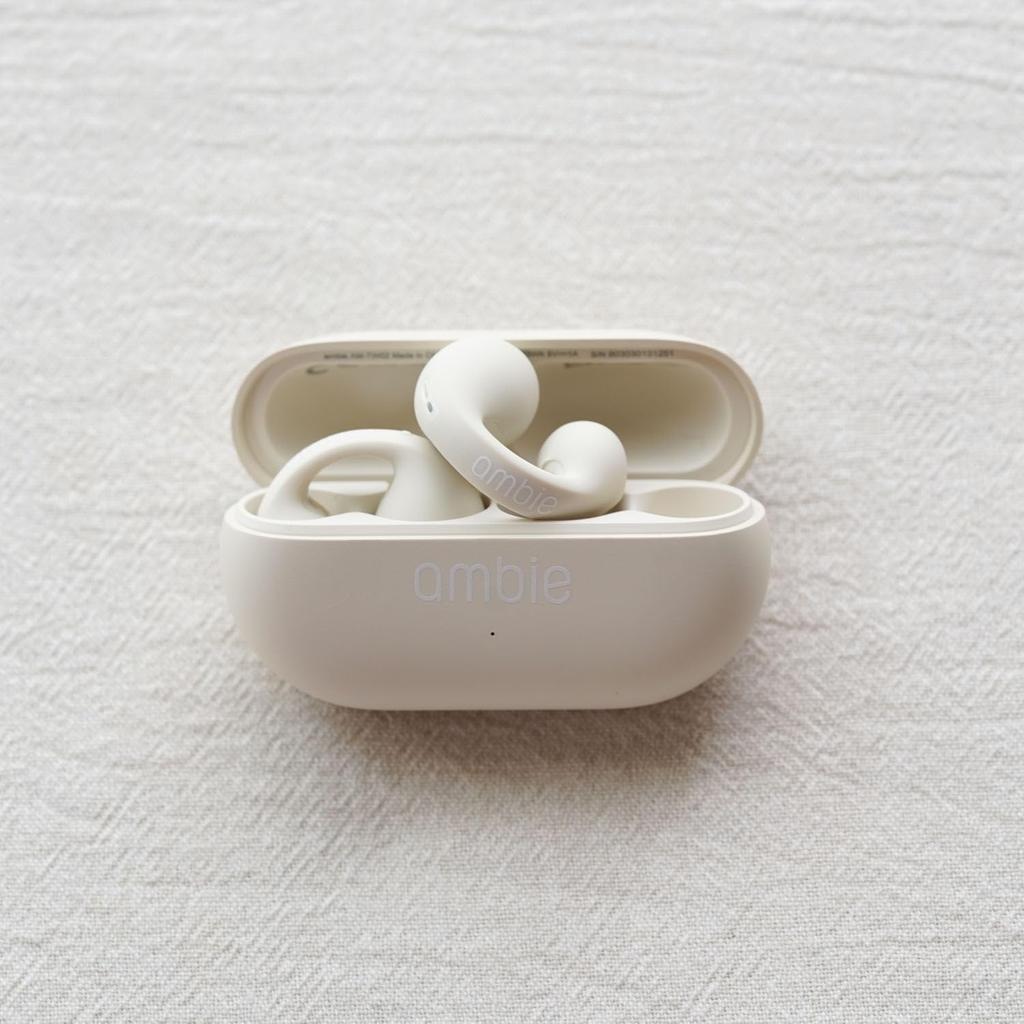 Ambie Sound Earcuffs Starter Set Earphone X AM-TW02 (FLAMINGO Beige)