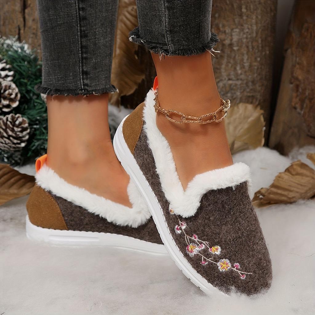 Winter Cute and Fashionable New Women'S Velvet Women Shoes Comfortable, Soft, Warm, and Fashionable Women Single Shoes