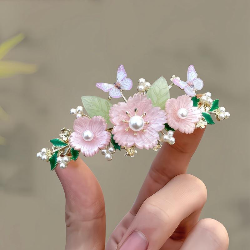 Elegant Traditional Chinese Hairpin with Floral and Butterfly Design - Suitable for Ages 14 and Above