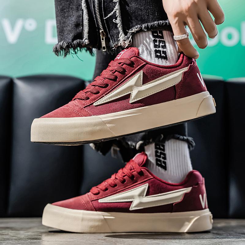 Retro Casual Board Shoes Men's Outdoor Breathable Thick Sole Comfortable Round Toe Sports Versatile Casual Shoes Classic