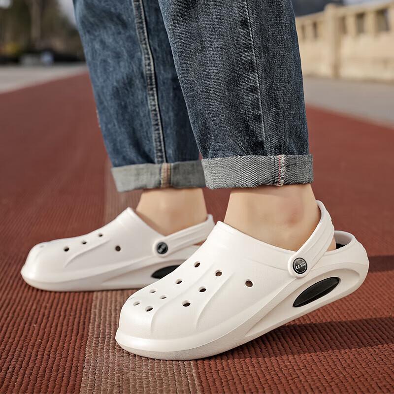 Huili Men s Lightweight Beach Clogs 40