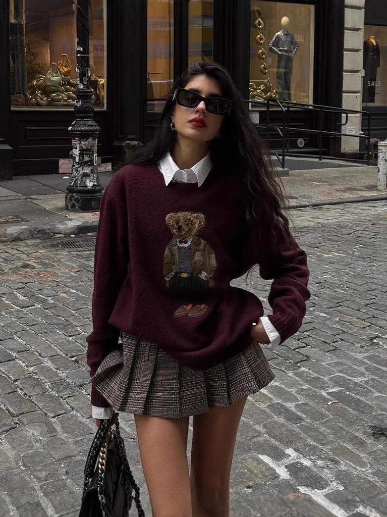 2026 Autumn/Winter Women's Casual Academy Style Bear Sweater