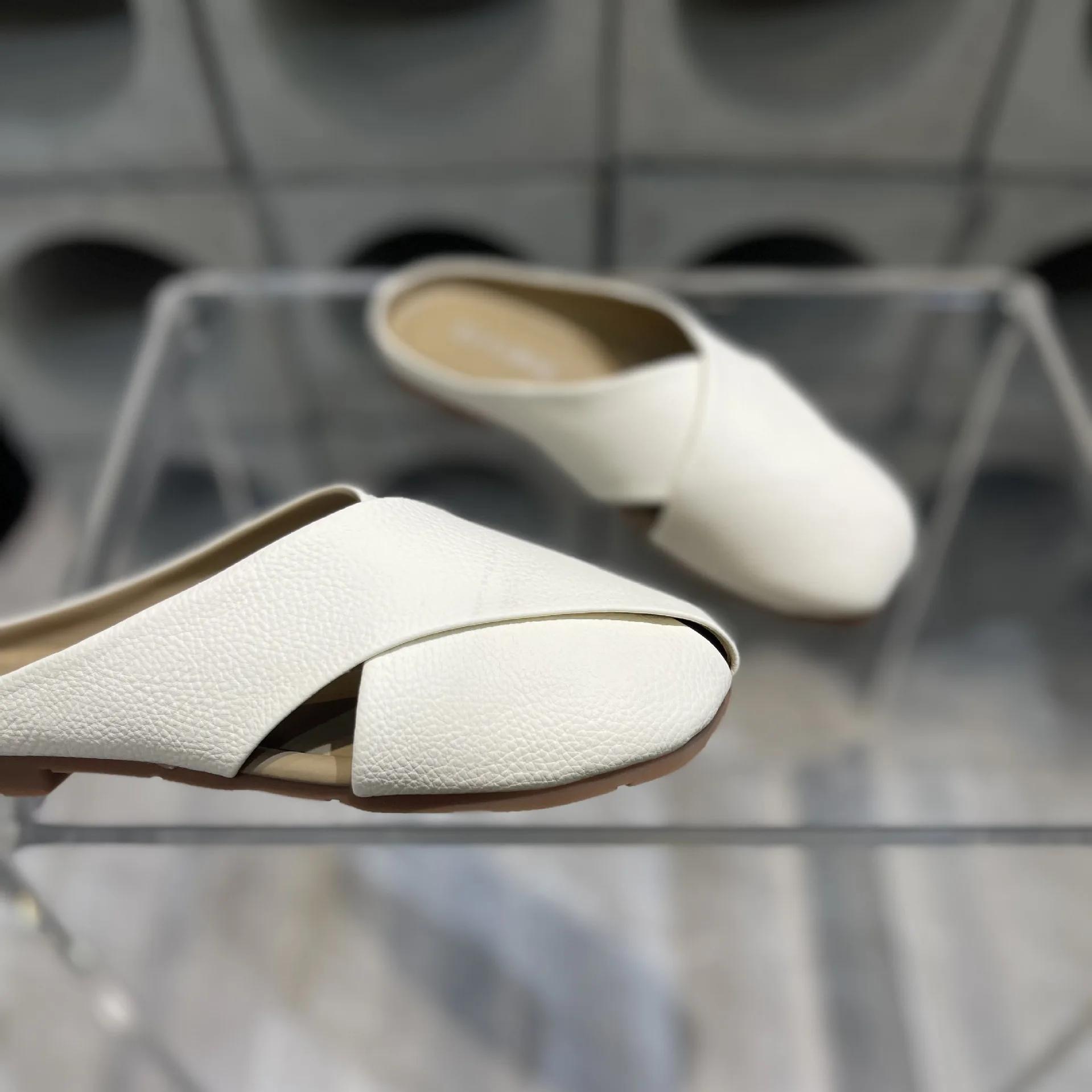 

Модные тапочки из натуральной кожи на плоской подошве для женщин, мягкая подошва, удобная и универсальная женская обувь, модные тапочки Pantuflas De Mujer 43