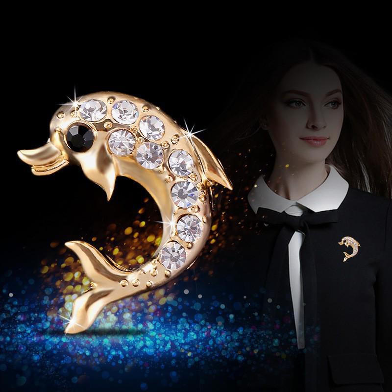 

Корейская милая брошь в виде кошки и бриллиантовой бабочки для мужчин и женщин - модная брошь для кардигана и аксессуар для корсажа