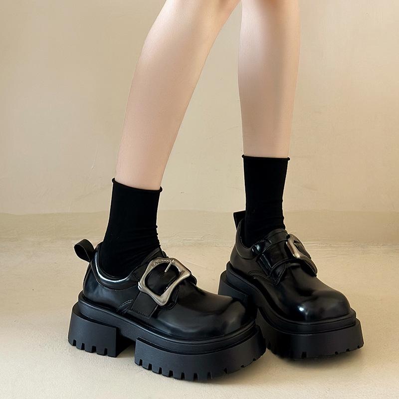 British Style Platform Heightening Loafers Women's 2025 Spring New Versatile Big Head Trend Fashion Metal Buckle Shoes