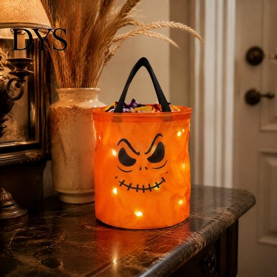 Creative Pumpkin Gift Pouch Glowing Candy Bag with LED Lights, Reusable Halloween Treat Night Visibility Bucket Tote for Kids, Trick or Handbag Party