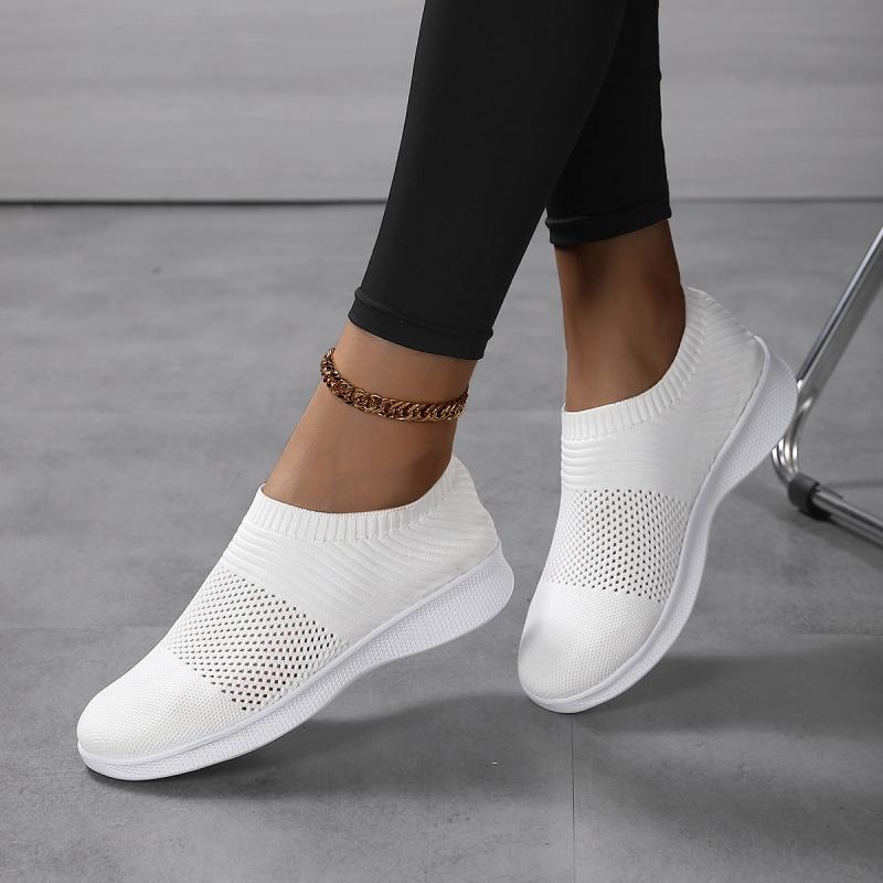 Ultra Light Women Casual Shoes Breathable Knitted Flats Light Elastic Walking Shoes Slip-on Loafers Soft Sole Driving Shoes