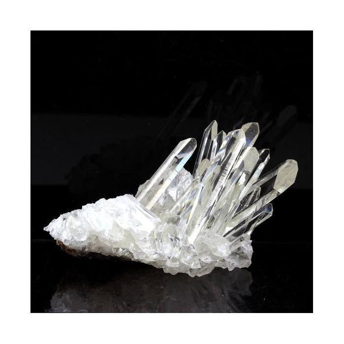 Pierres et Minéraux. Quartz. 177.0 ct. La Gardette Mine, Bourg d'Oisans, Isère, France.