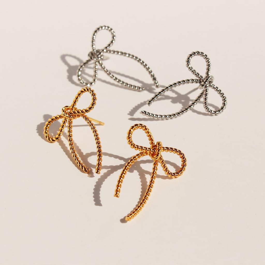 Butterfly Effect Twisted Line Bow Stud Earrings Luo Sweet Cool Girl College Style Earrings Explosion 938