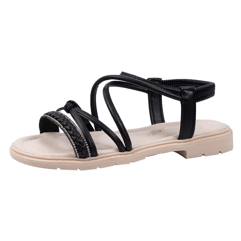 Модные сабо с каблуком 2024 года — фото 8