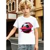 Camiseta de cuello redondo para niño, top deportivo casual de manga corta con estampado aleatorio: Dinosaurio, Fútbol, Rugby, Coche