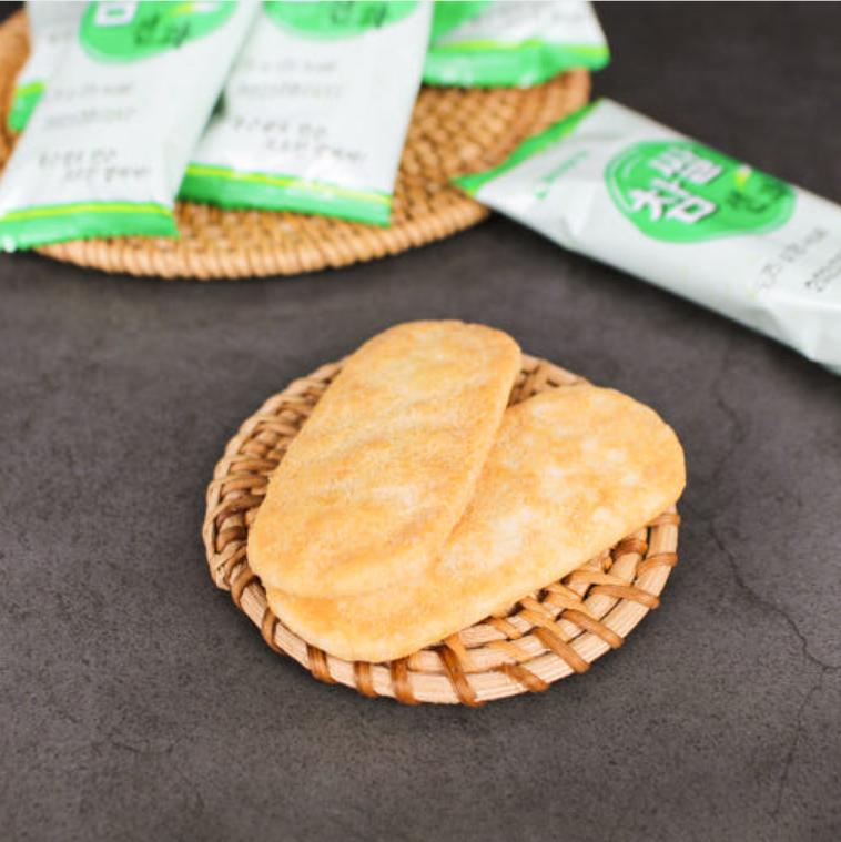 Crispy Korean Rice Puff Delight – Traditional Chamssal Snack 115g
