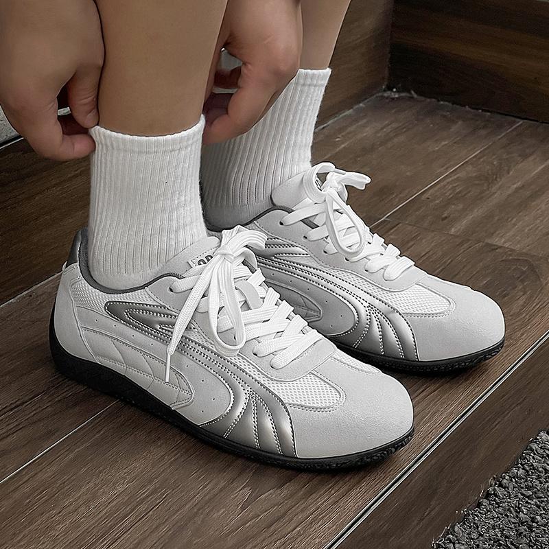 Trendy Red Casual Sneakers Low Top Men's Designer Sneakers Streetwear Hip Hop Shoes Men Breathable Flat Men Vulcanized Shoes