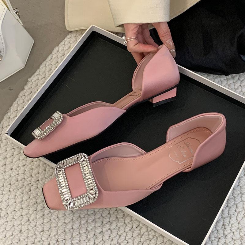 Fashion Pink Female Slip On Footwear Silk Women Low Heel Shoes Luxury Fashion Rhinestones Wedding Party Ladies Heeled Pumps Shoes
