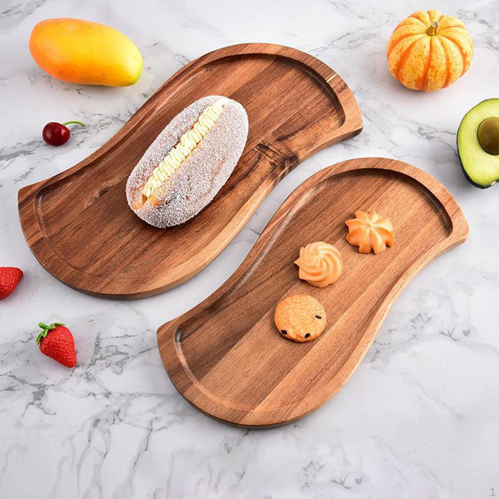 

Деревянный поднос в форме буквы S для подачи закусок и снэков S