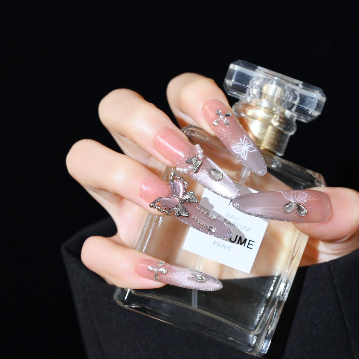 

Elegant 3D Cat Eye Butterfly Nail Art - Gentle & Wearable French Whitening Design Small