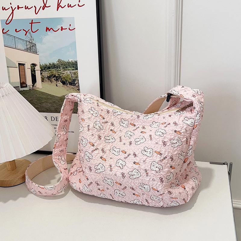 Niche Shoulder Bag Large Capacity Floral Messenger Bag Women's New Sweet Cartoon Tote Bag