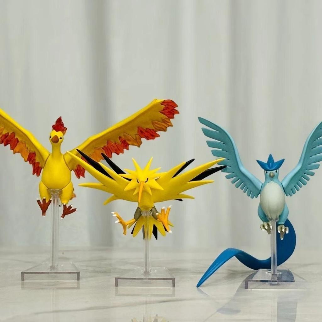 Genuine Scale The World Legend Elves Legendary Bird Articuno Moltres Zapdos Cute Action Figure Model Toys NO BOX of Poseable Articulated Detailed
