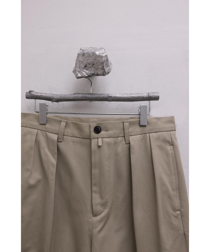 YOUTH 2-Pleated Chino Pants - Beige