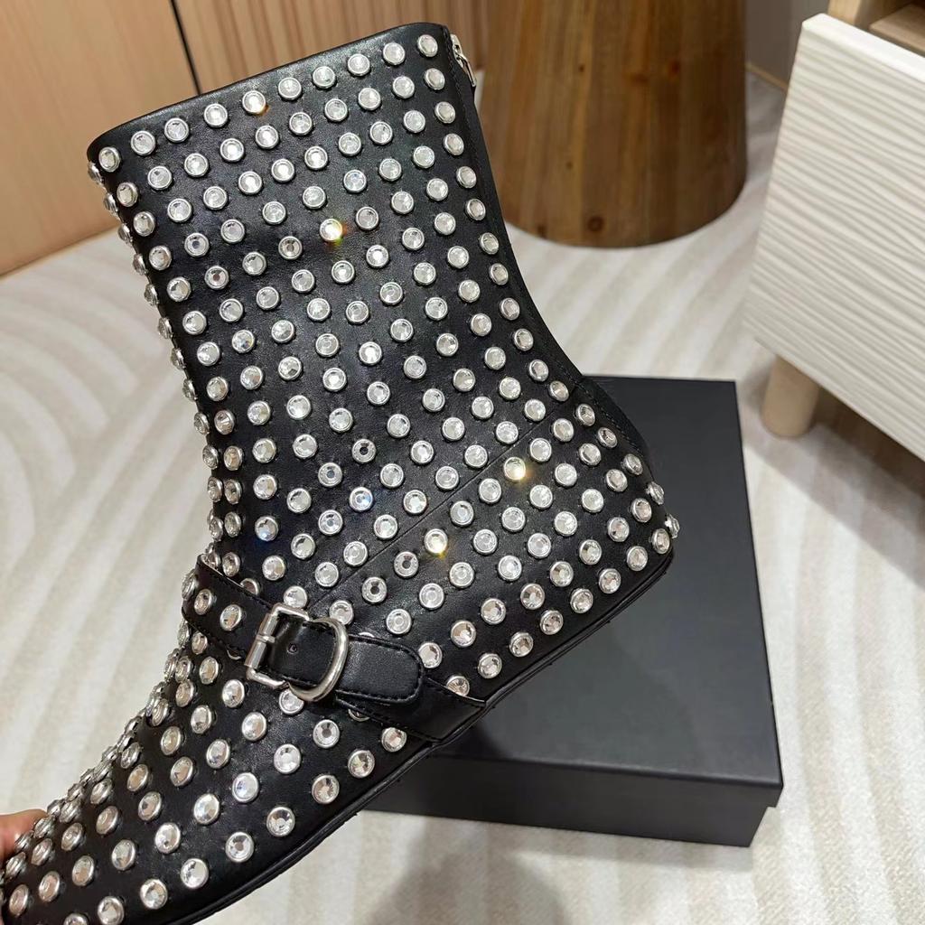 Women's Black Leather Diamond studded Romantic and Fashionable Ballet Style Flat Boots Short Boots