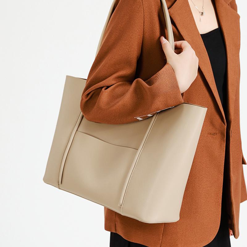 Women's Genuine Cowhide Leather Large Capacity Tote Bag Shoulder Handbag For Ladies Luxury Female Designer Wholesale Minimalist