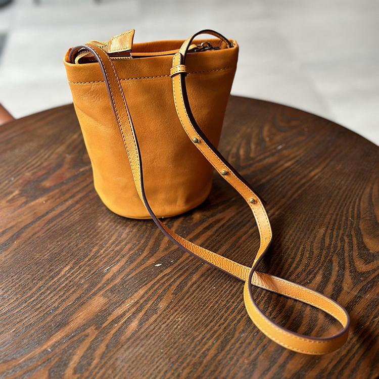 Johnature Casual Women Mini Bag Simple Solid Color Genuine Leather Versatile Small Bucket Shoulder & Crossbody Bags