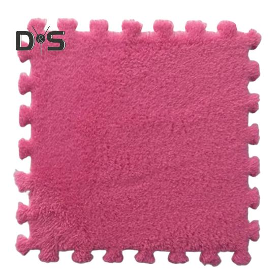 

Плюшевый ковер-пазл, блокирующийся напольный коврик, самодельная нескользящая ковровая плитка, детский игровой коврик для гостиных, спален, игровых комнат, детских комнат 30 cm розы красного
