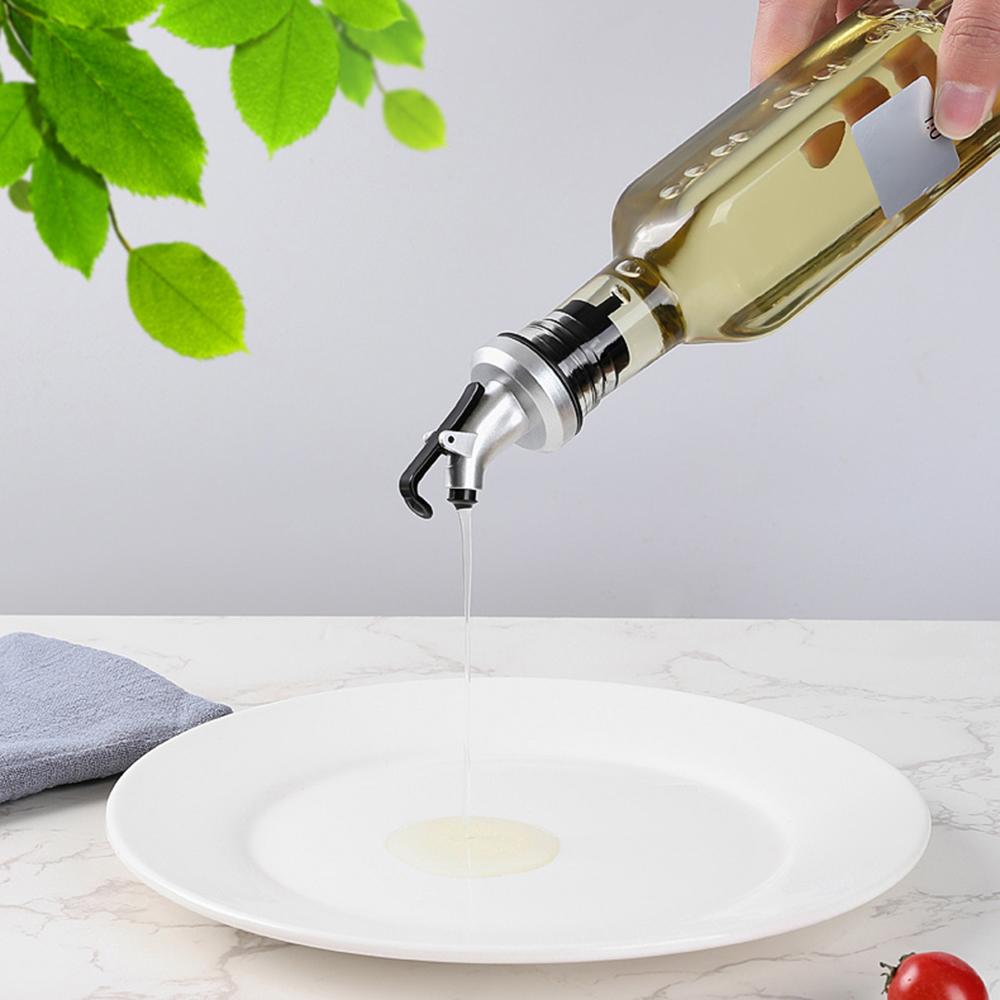 3PCS Silver Spray Paint Oil Bottle Plug Plastic Oil Bottle Plug Soy Sauce Vinegar Bottle Plug Oil Pour Nozzle