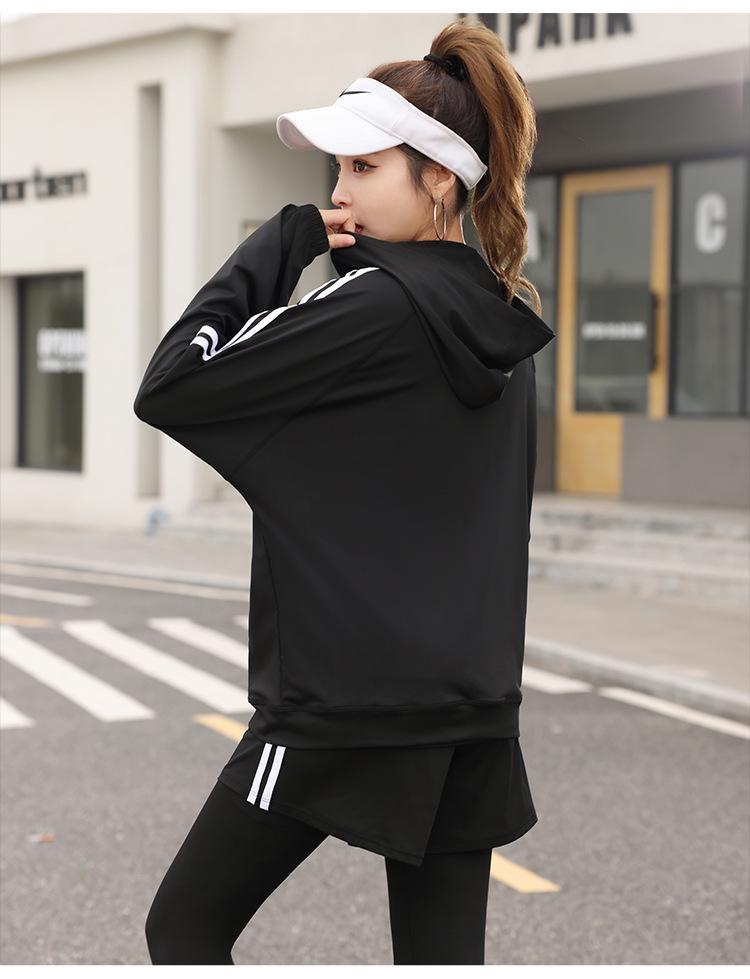 Plus Size Yoga Fitness Suit: Tummy Control Slimming, Loose-Fit, Five-Piece Set for Running and Gym, fits up to 200 lbs.