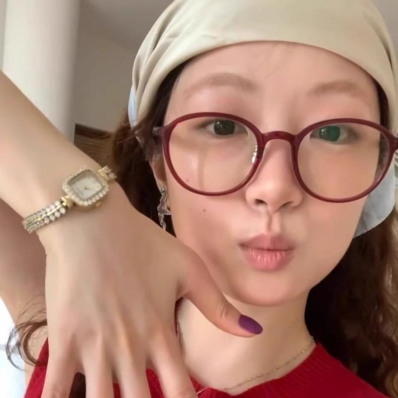 Ultra Light Anti-Blue Light Glasses Red Round Frame Fashion Plain Glasses Can Be Matched With Prescription Myopia