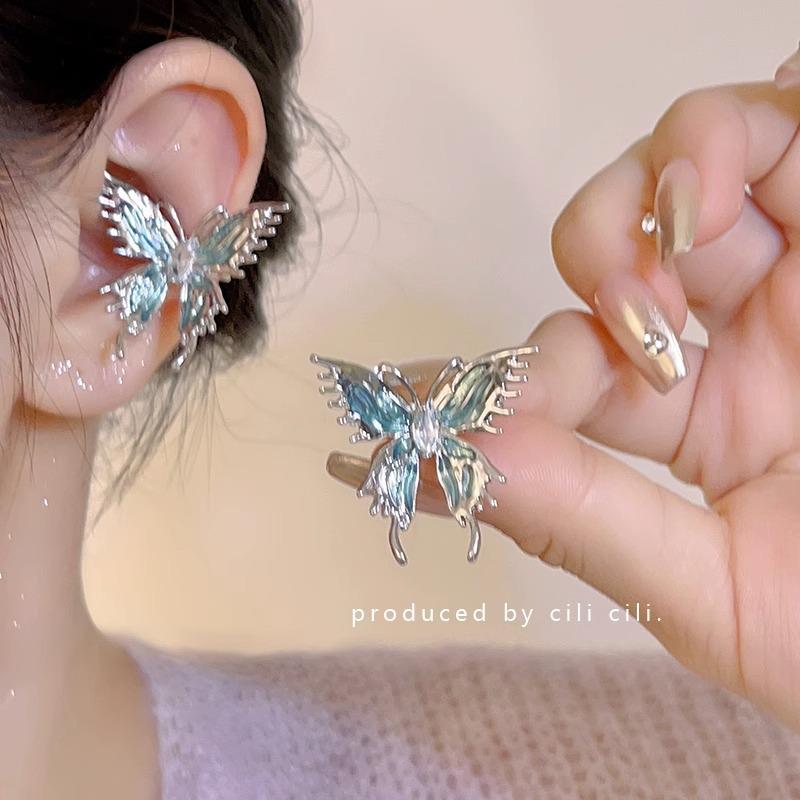 Koreańskie Klipsy na Uszy dla Nieprzekłutych Uszu – Modny Chwost i Perłowy Motylkowy Design dla Kobiet