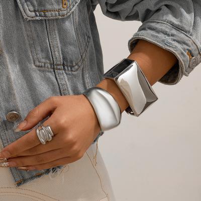 Übertriebenes Legierungs-Offenes Armreif & Armband Für Frauen Klobige Große Armreifen Gold Kupfer Farbe Manchette Grunge Schmuck