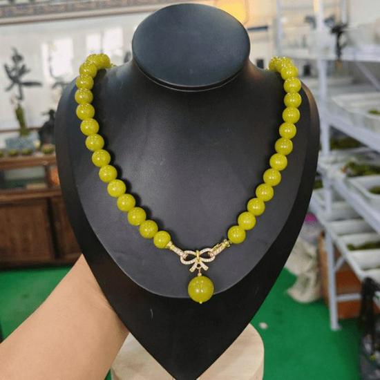 Liaoning Avocado Jade Mala Bracelet Necklace Set