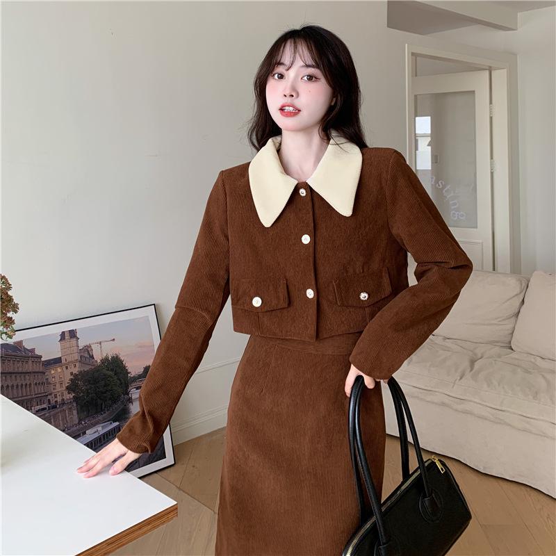 Zweiteiliger Anzug aus Cord: Herbst/Winter Jacke + Rock im koreanischen Stil