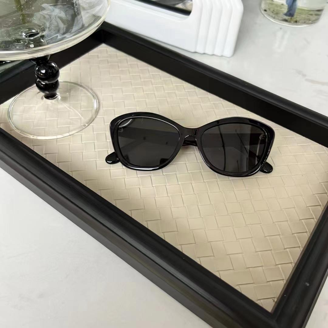 

High Quality TR90 Sunglasses for Women Butterfly Shape Korean Style Female Sun Glass for Men