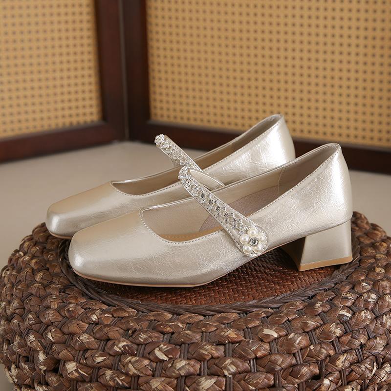 

Летняя одинарная обувь 2025 новая квадратный носок мелкий вырез стразы ремешок с бриллиантами в один ряд серебристый низкий каблук балетки туфли Мэри Джейн 40 шампанского
