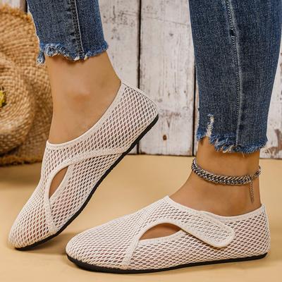 2025 Neue Sommer Damen Leichte Sandalen Slipper Designer Schuhe Aushöhlen Damen Mesh Atmungsaktive Flache Sandalen Sandalias De Mujer