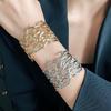 Metall Hohle Öffnung Armreifen für Frauen Europäisch Amerikanisch Beliebte Armbänder Mode Leichter Luxus High-End Hand Zirkon Großhandel